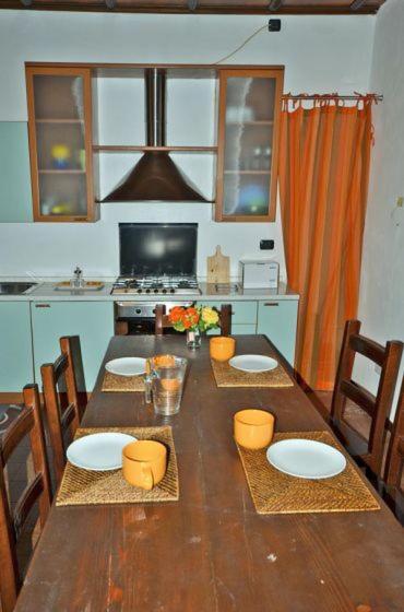 Casa Mario Apartment Домасо Екстериор снимка